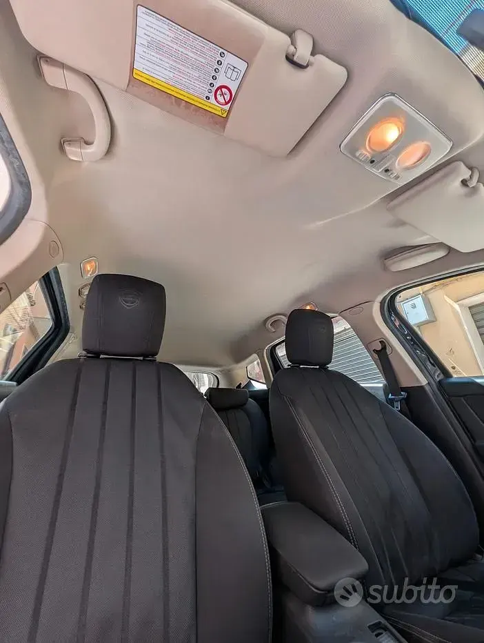 Usata Lancia Delta 120 CV (88 kW) 2009 Nero Utilitaria