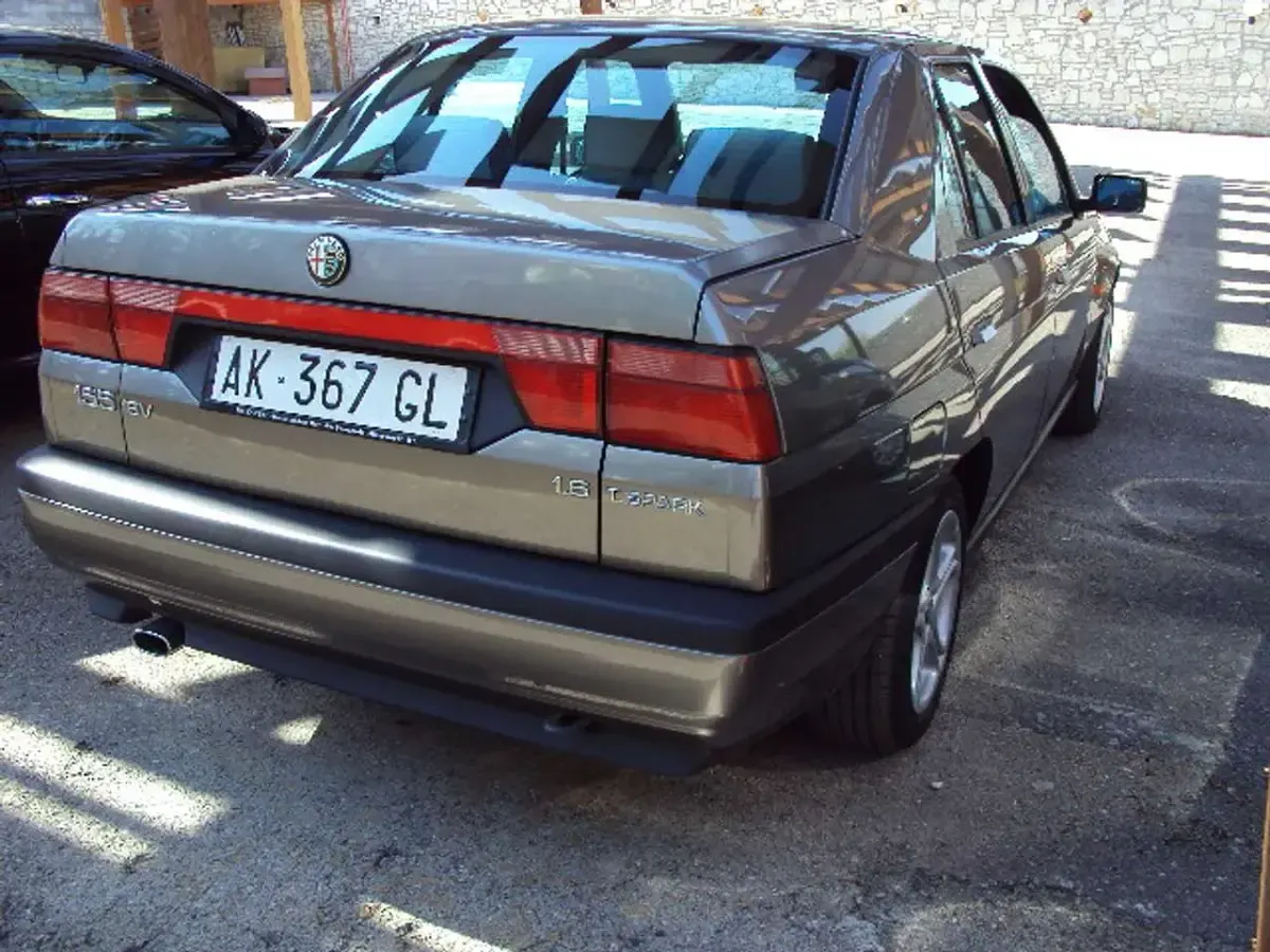 Usata Alfa Romeo 155 120 CV (88 kW) 1996 Other Berlina