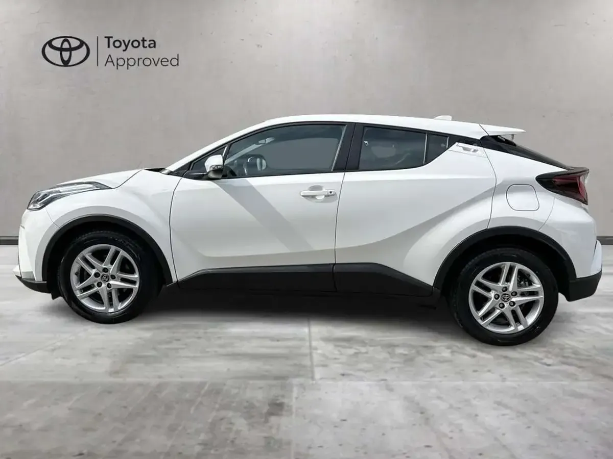 Usata Toyota C-HR Active 122 CV (89 kW) 2022 Other SUV