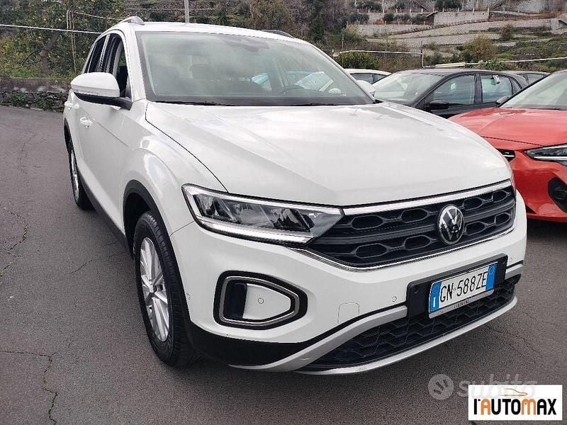 Usata VW T-Roc Style 150 CV (110 kW) 2023 Bianco SUV
