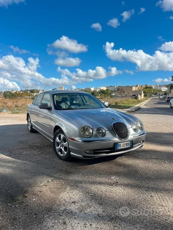 Usata Jaguar S-Type S 238 CV (175 kW) 2000 Grigio Berlina