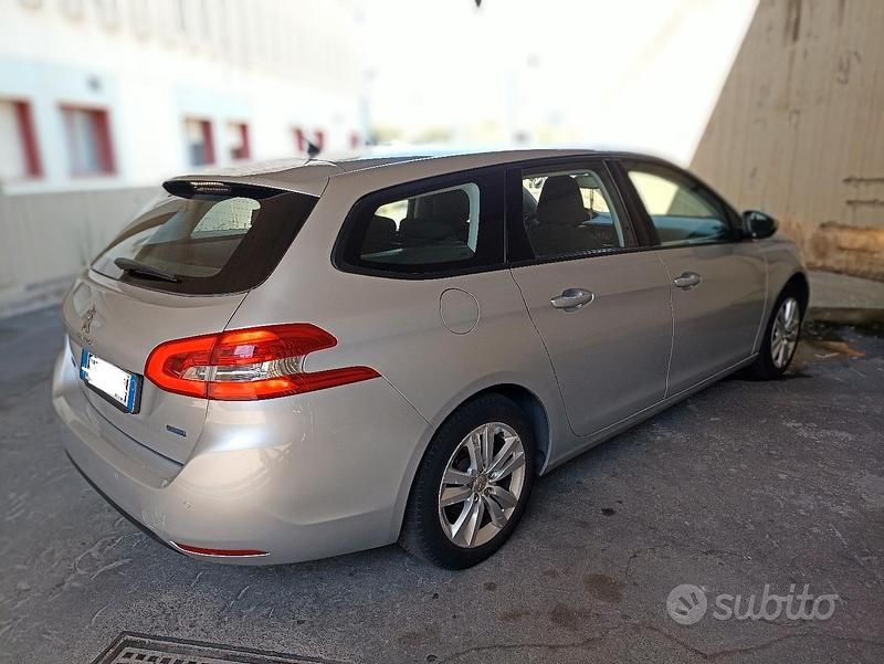 Usata Peugeot 308 SW S 100 CV (73 kW) 2016 Grigio Station wagon