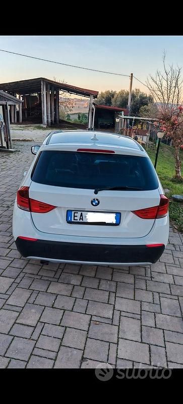 Usata BMW X1 Efficient Dynamics 143 CV (105 kW) 2010 Bianco SUV