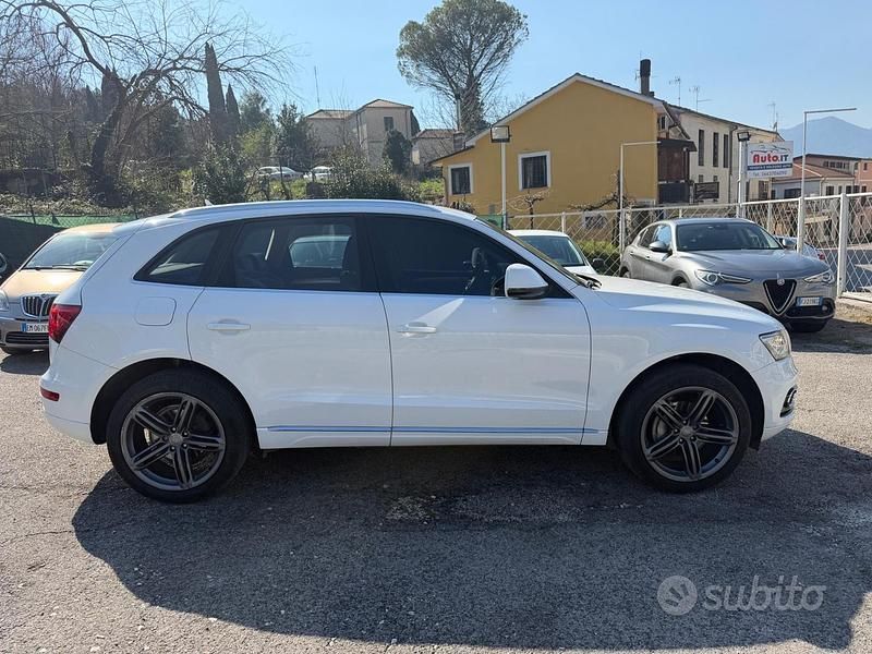 Usata Audi Q5 Advanced 177 CV (130 kW) 2012 Bianco SUV
