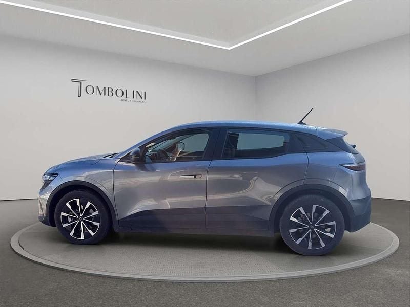 Usata Renault Megane E-Tech Equilibre 55 kW (75 CV) 2023 Grigio Berlina