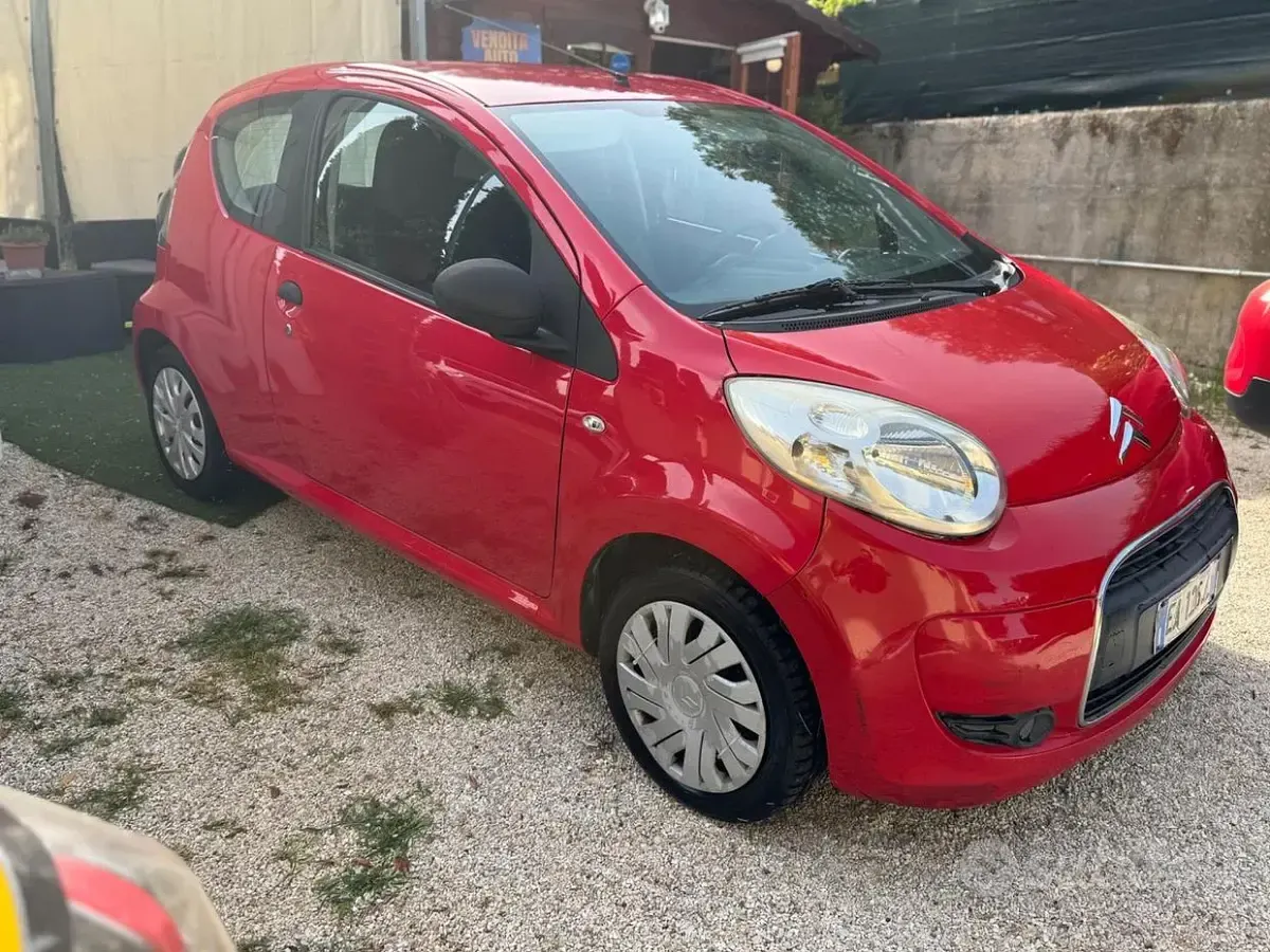 Usata Citroën C1 68 CV (50 kW) 2010 Rosso Utilitaria