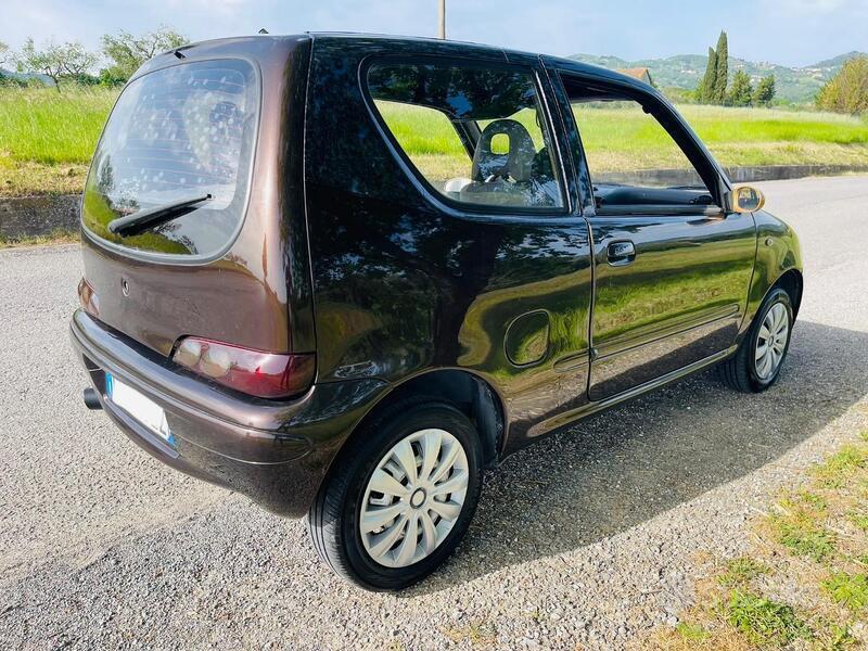 Usato 2003 Fiat 600 Benzin (1.700 €)