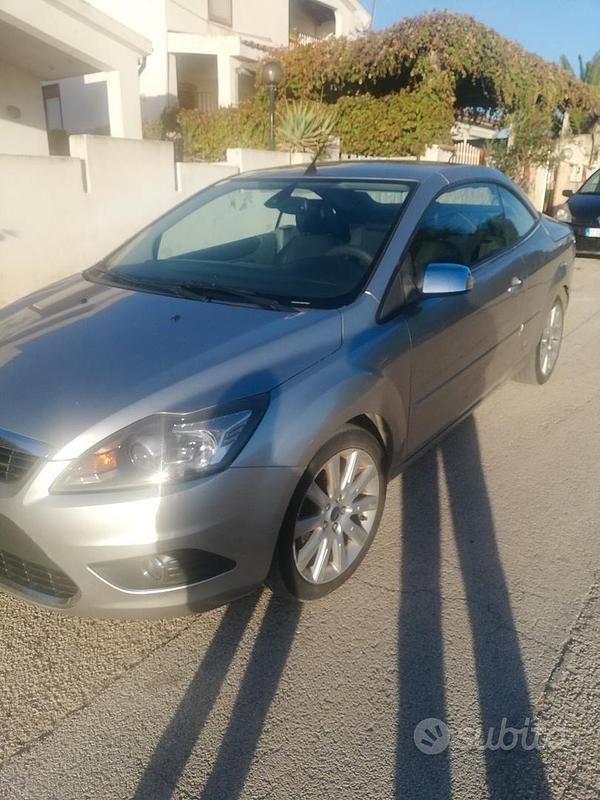 Usata Ford Focus Cabriolet 136 CV (100 kW) 2008 Grigio Cabrio