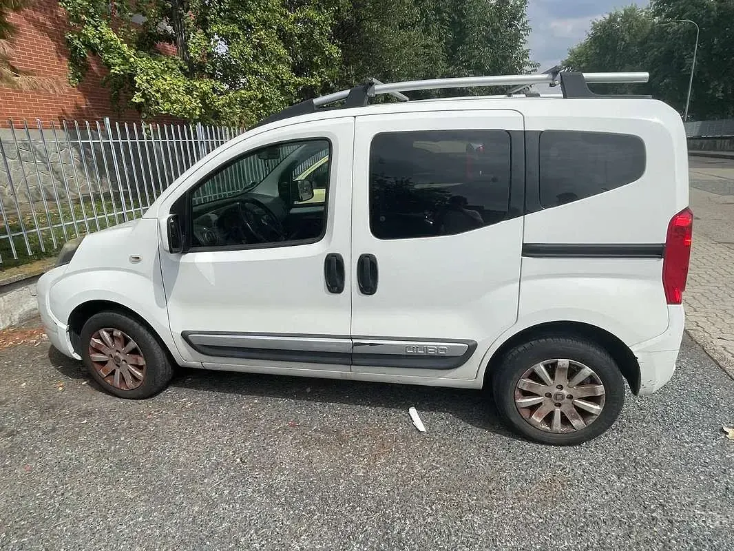 Usata Fiat Qubo Trekking 95 CV (69 kW) 2013 Bianco Monovolume