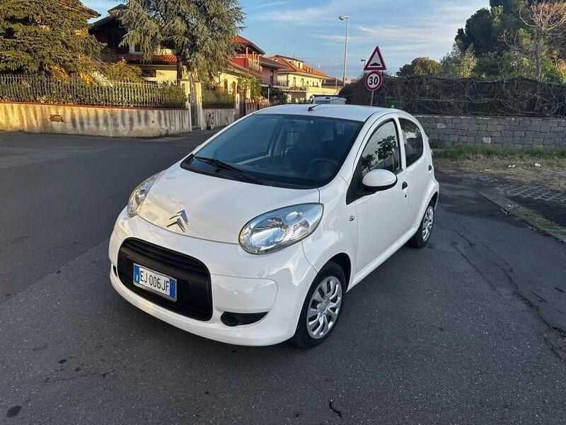 Usata Citroën C1 Attraction 68 CV (50 kW) 2011 Bianco Utilitaria
