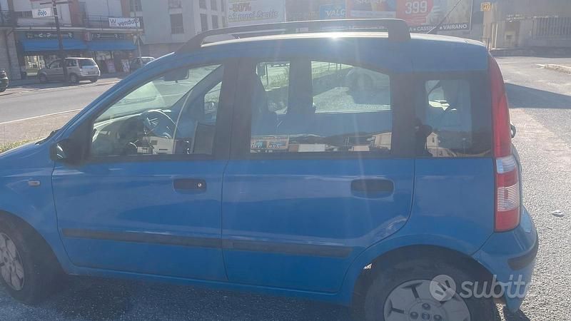 Usata Fiat Panda 54 CV (39 kW) 2004 Blu Berlina