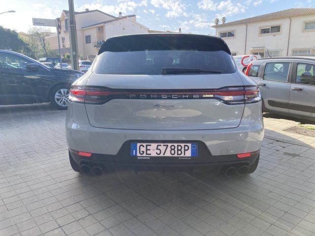 Usata Porsche Macan 245 CV (180 kW) 2021 Bianco pastello SUV
