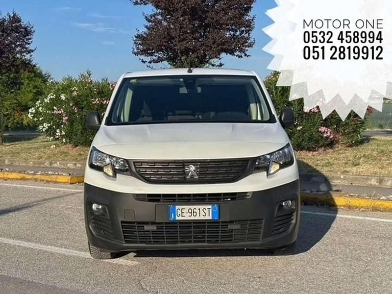 Usata Peugeot Partner Premium 101 CV (74 kW) 2021 Bianco Monovolume