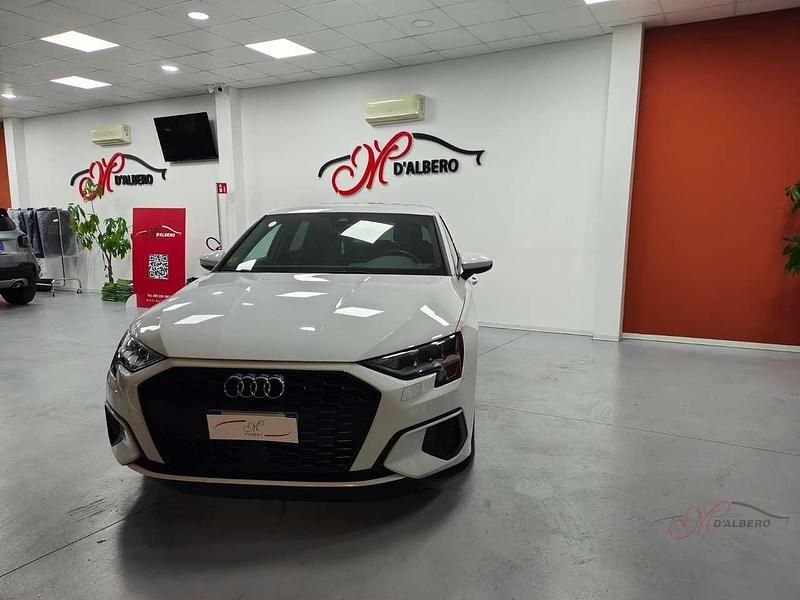 Usata Audi A3 S-Line 150 CV (110 kW) 2020 Bianco Berlina