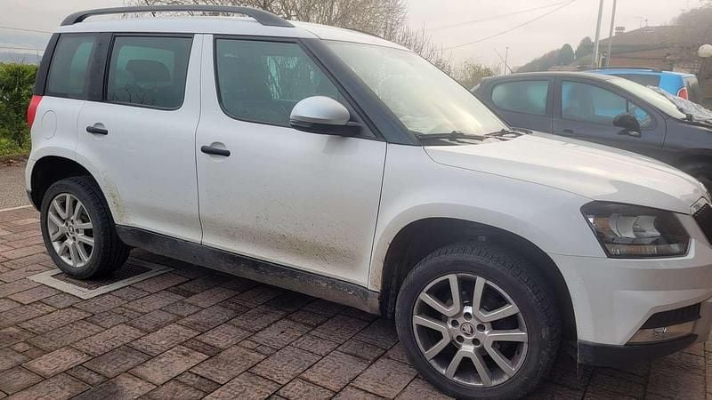 Usata Skoda Yeti Outdoor Ambition 110 CV (80 kW) 2014 SUV