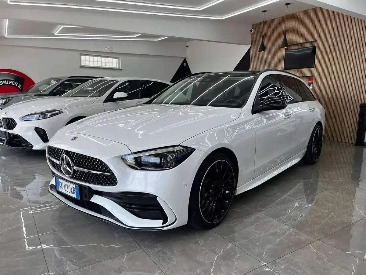 Usata Mercedes C300 Premium 265 CV (194 kW) 2022 Bianco Station wagon