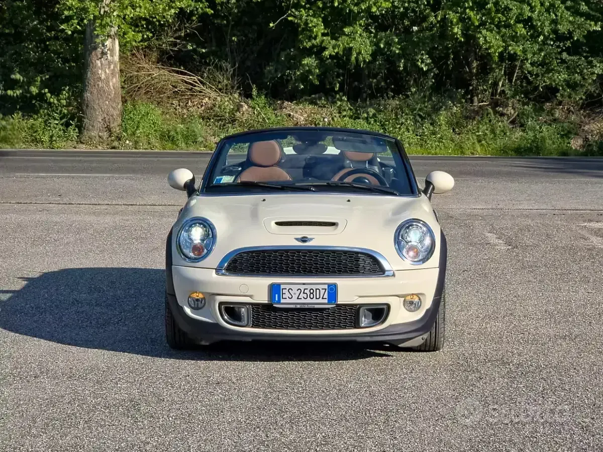 Usata Mini Cooper S Cabriolet 184 CV (135 kW) 2013 Beige Cabrio