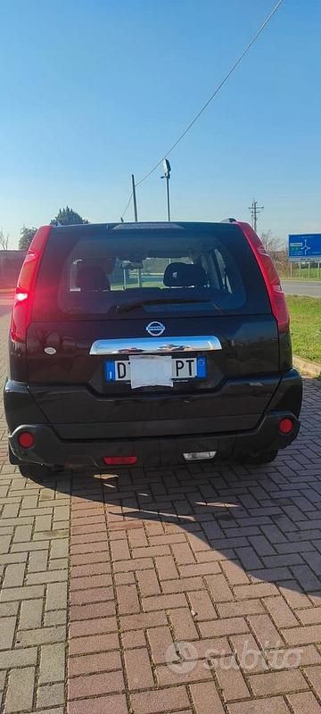 Usata Nissan X-Trail 150 CV (110 kW) 2009 Nero SUV