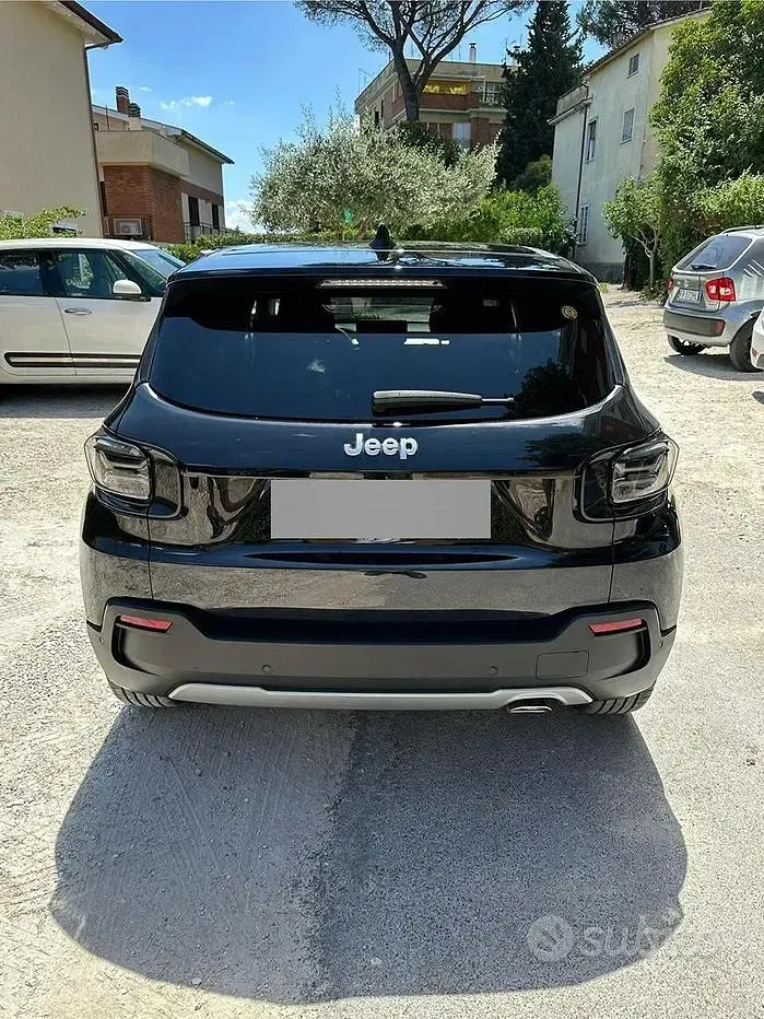 Usata Jeep Avenger Summit 101 CV (74 kW) 2023 Nero SUV