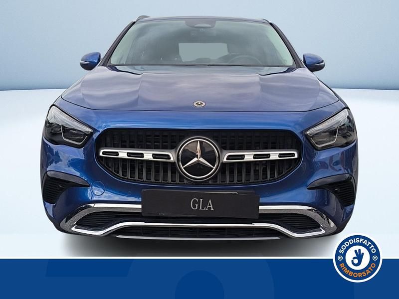 Usata Mercedes GLA200 Advanced 150 CV (110 kW) 2023 Blu metallizzato SUV