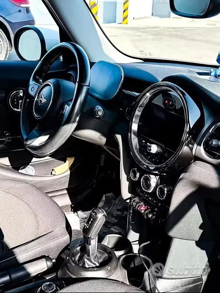 Usata Mini Cooper 136 CV (100 kW) 2021 Bluazzurro Utilitaria