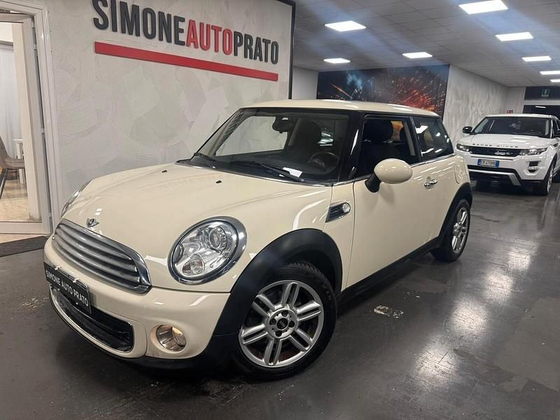 Usata Mini ONE 98 CV (72 kW) 2011 Beige Utilitaria