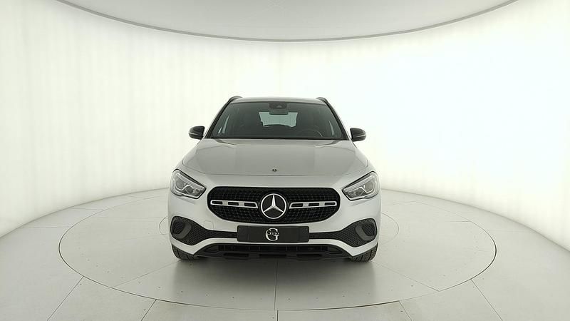 Usata Mercedes GLA200 150 CV (110 kW) 2022 Grigio SUV