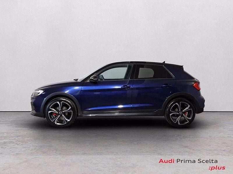 Usata Audi A1 150 CV (110 kW) 2023 Blu navarra metallizzato nero SUV