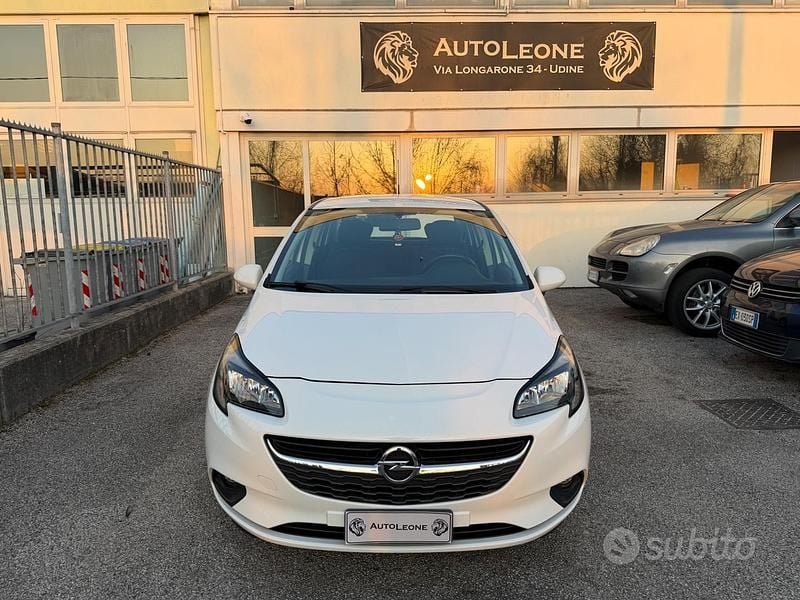 Usata Opel Corsa 75 CV (55 kW) 2015 Bianco Utilitaria