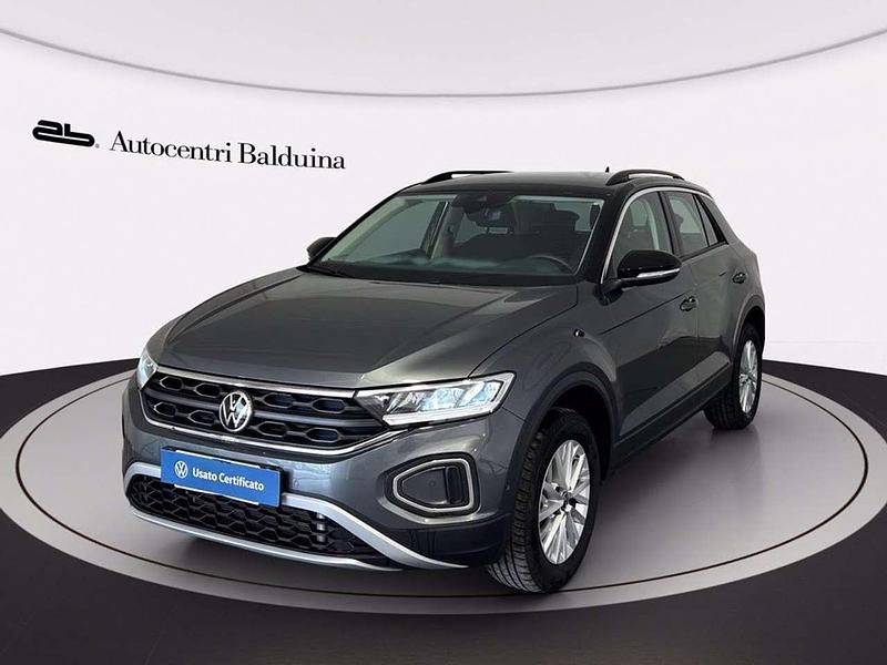 Grigio indyum/tetto nero Usata 2024 VW T-Roc Life SUV | 28.500 € (Buon prezzo) - Immagine 1/4