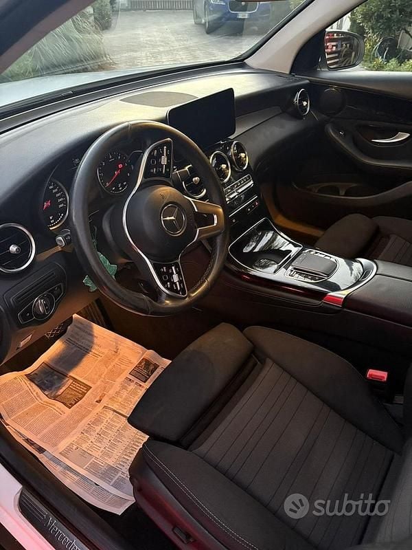Begagnad Mercedes GLC220 194 HK (142 kW) 2019 Kombi