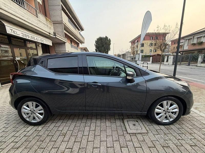 Usata Nissan Micra 101 CV (74 kW) 2021 Grigio Utilitaria