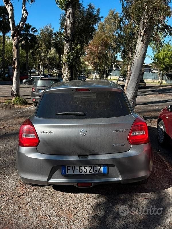 Usata Suzuki Swift 90 CV (66 kW) 2019 Grigio Utilitaria