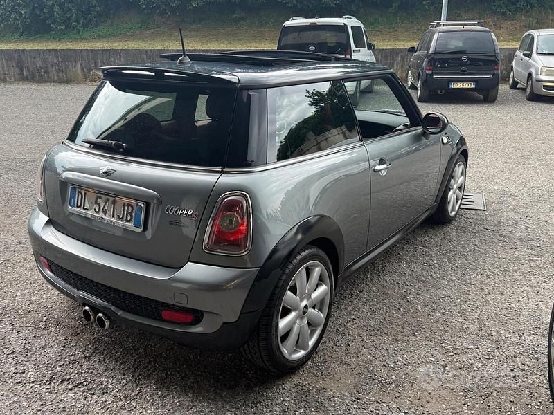 Usata Mini Cooper S Chili 175 CV (128 kW) 2007 Grigio Utilitaria