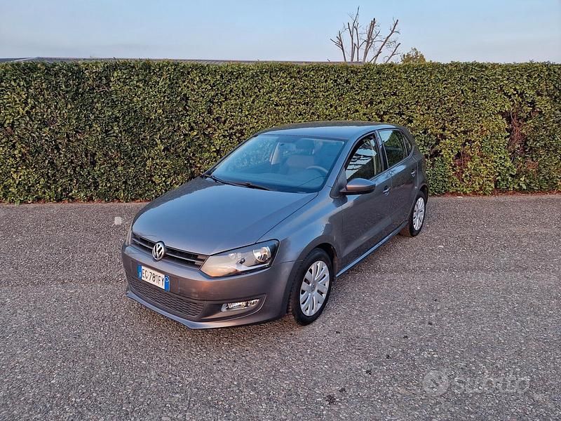 Usata VW Polo Comfortline 70 CV (51 kW) 2011 Grigio Utilitaria