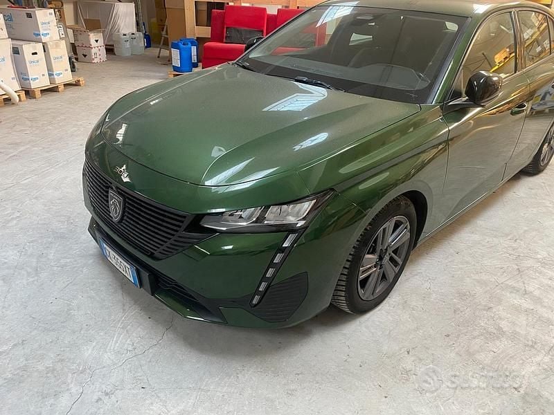 Usata Peugeot 308 131 CV (96 kW) 2022 Verde Berlina