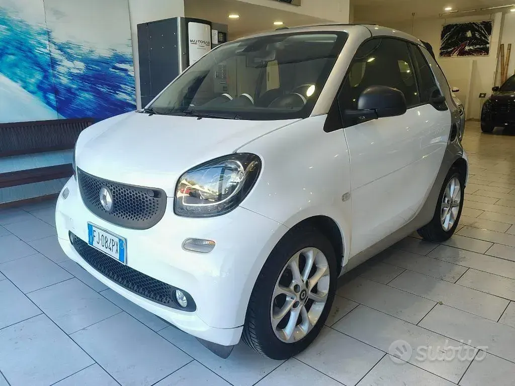 Usata Smart ForTwo Cabrio 71 CV (52 kW) 2017 Bianco Cabrio