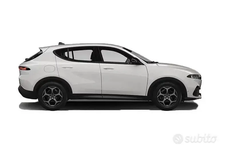 Nuova Alfa Romeo Tonale Ti 160 CV (117 kW) 2026 Verde SUV