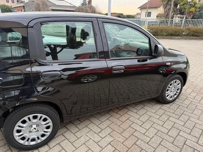 Nuova Fiat Panda 69 CV (50 kW) 2026 Nero Utilitaria