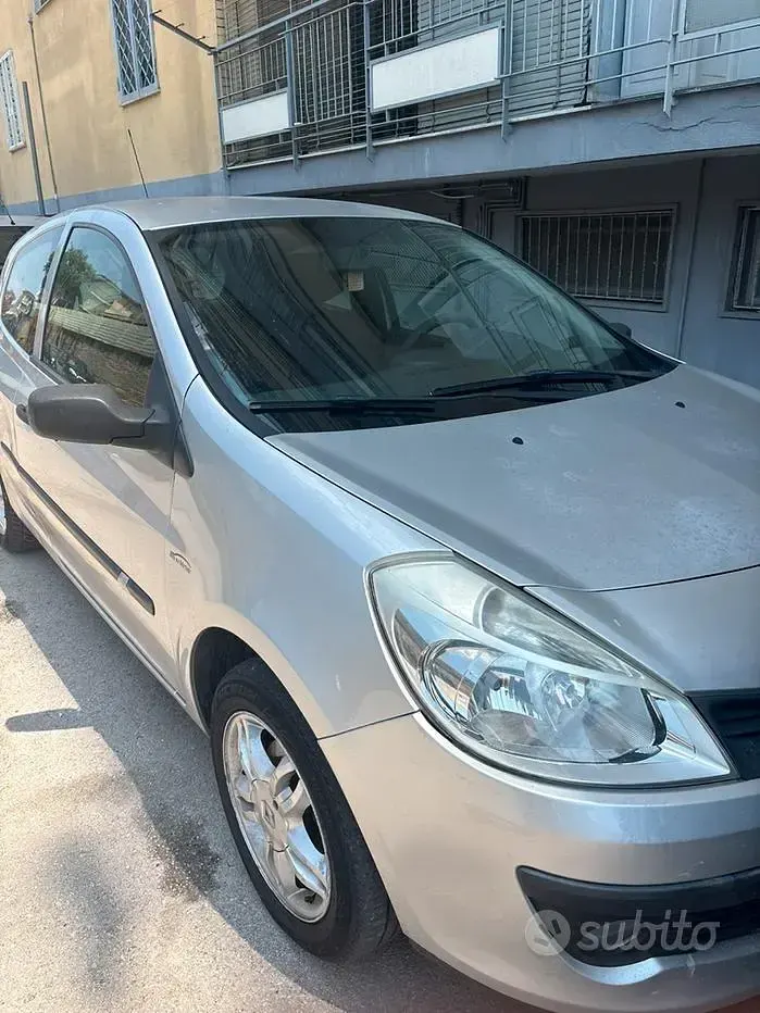 Usata Renault Clio 2007 Grigio