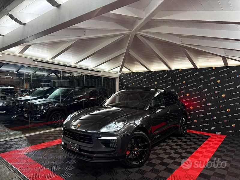 Usata Porsche Macan 441 CV (324 kW) 2023 Grigio SUV