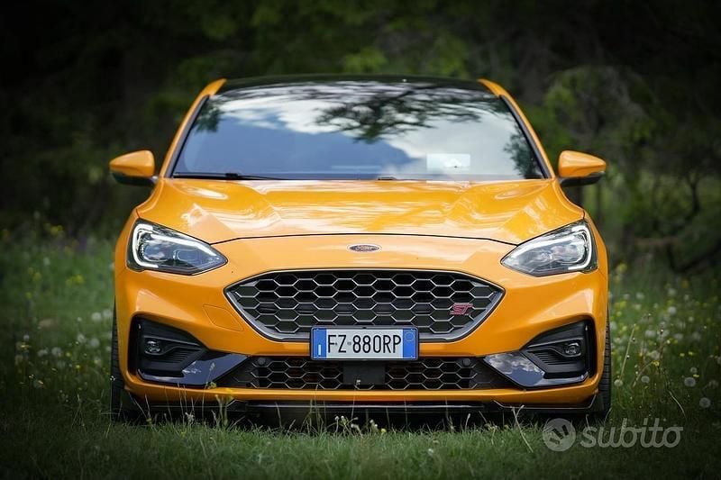 Usata Ford Focus ST 330 CV (242 kW) 2019 Berlina