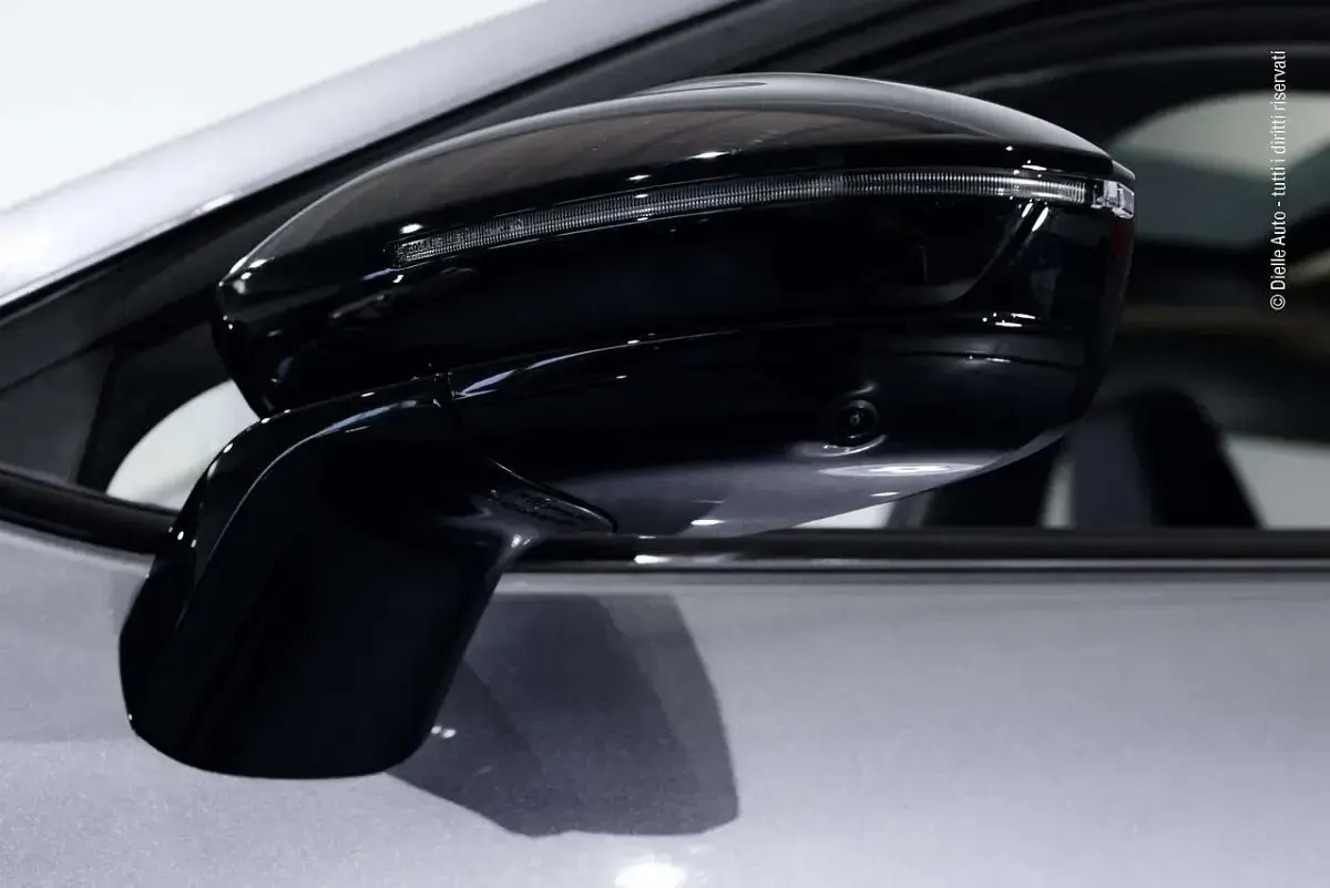 Nuova Omoda 5 147 CV (108 kW) 2026 Phantom grey SUV