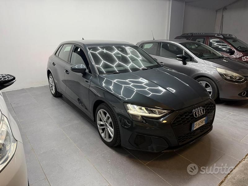 Usata Audi A3 150 CV (110 kW) 2021 Grigio Berlina