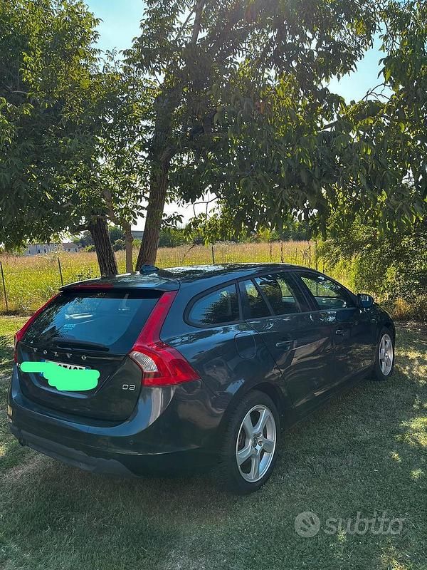 Usata Volvo V60 2011 Nero Station wagon
