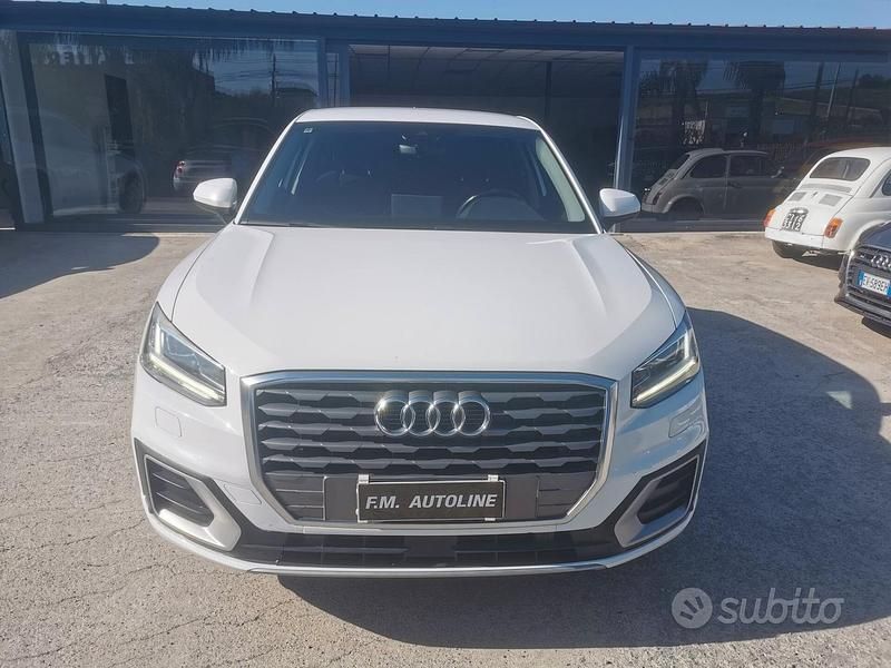 Usata Audi Q2 Design 116 CV (85 kW) 2016 Bianco SUV