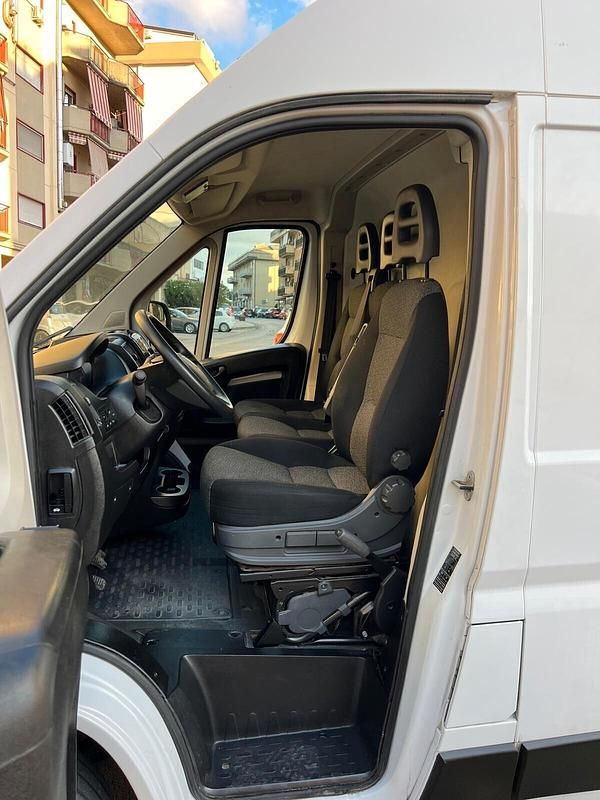 Usata Fiat Ducato 33 140 CV (102 kW) 2021 Bianco Furgone