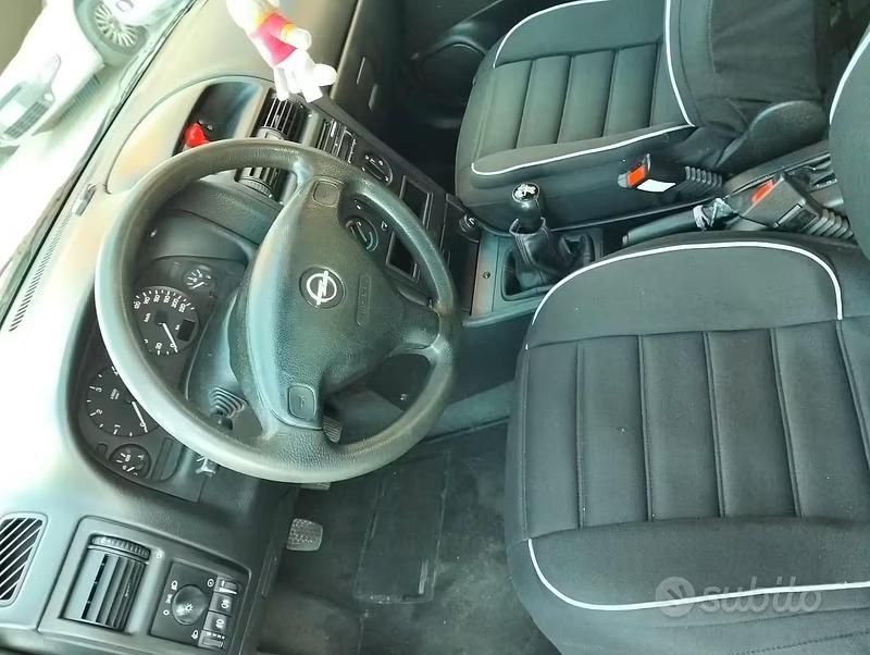 Usata Opel Astra 2000 Grigio Station wagon