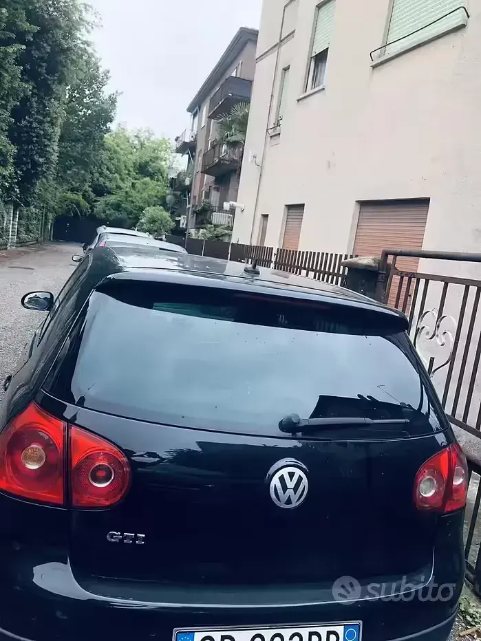 Usata VW Golf IV GTI 200 CV (147 kW) 2005 Nero Berlina