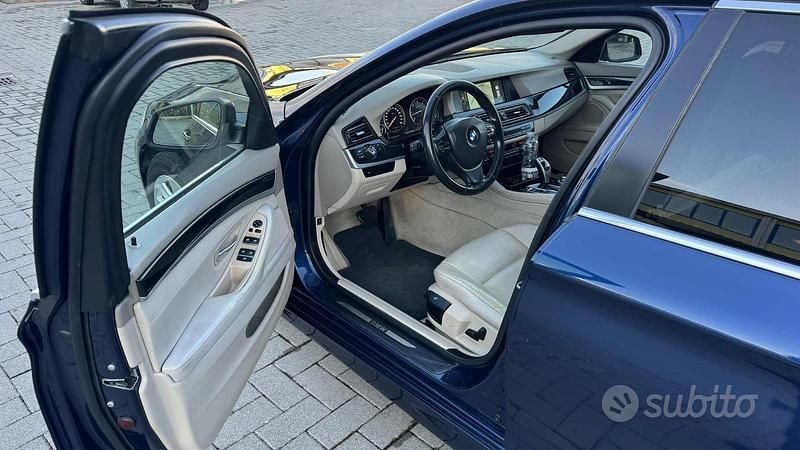Usata BMW 530 M Sport 258 CV (189 kW) 2013 Blu Station wagon